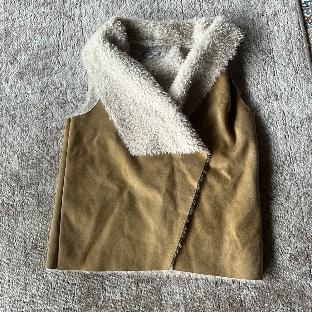 Bass Faux suede vest